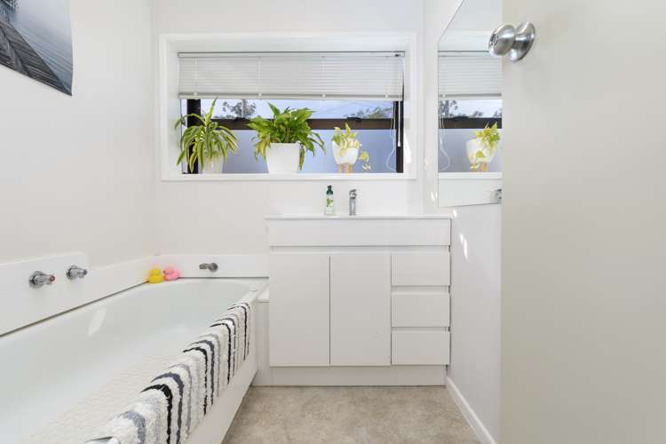 22 Jefferson Place Brookfield_20