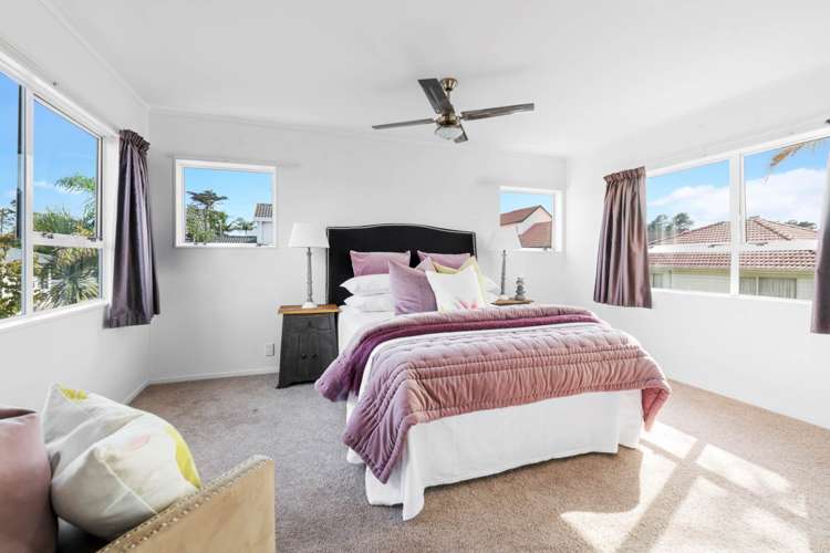 2/12 The Green Golflands_24