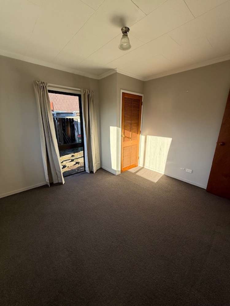 14 Dunn Street Egmont Village_11