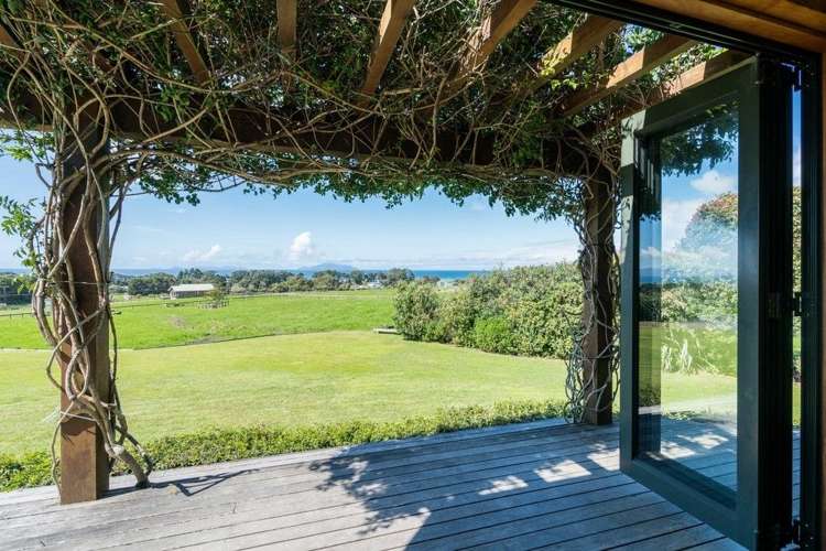 658 Cove Road Waipu_8