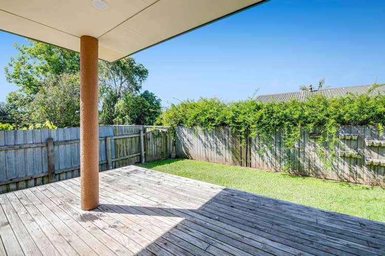 2/112 Parkhurst Road Parakai_15