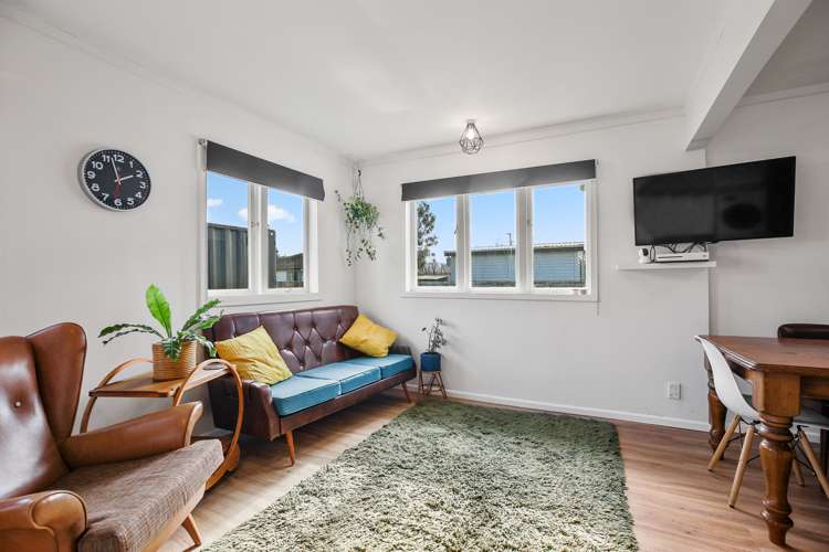 243 Tramway Road Enderley_3