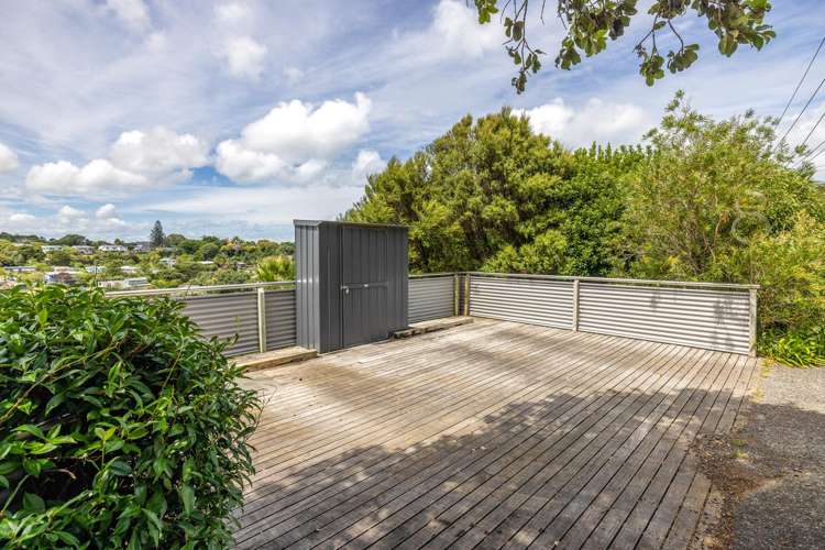 8 Beresford Avenue Surfdale_19