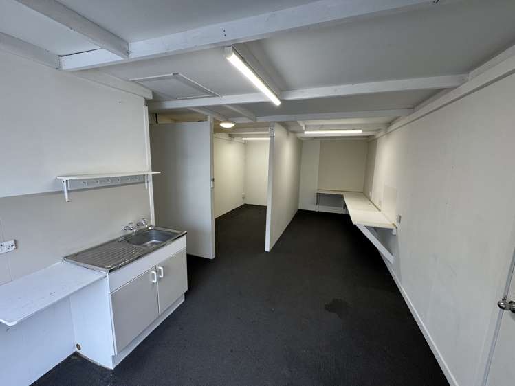 9/8 Dakota Crescent Wigram_11