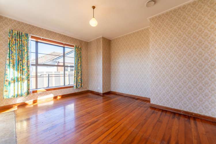 13 Angland Avenue Kensington_7