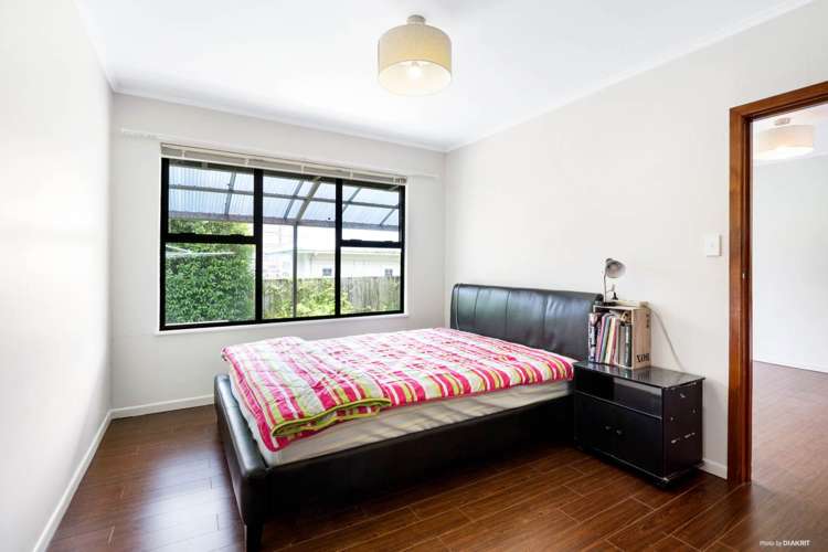 1 Derwent Street Morningside_7
