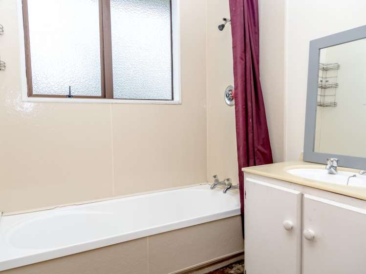 13 Lincoln Road Carterton_6