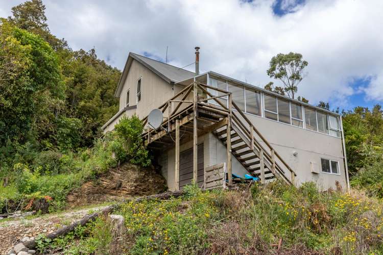 1046 State Highway 7 Dobson_21