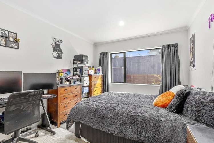 2 Endeavour Drive Whitby_12