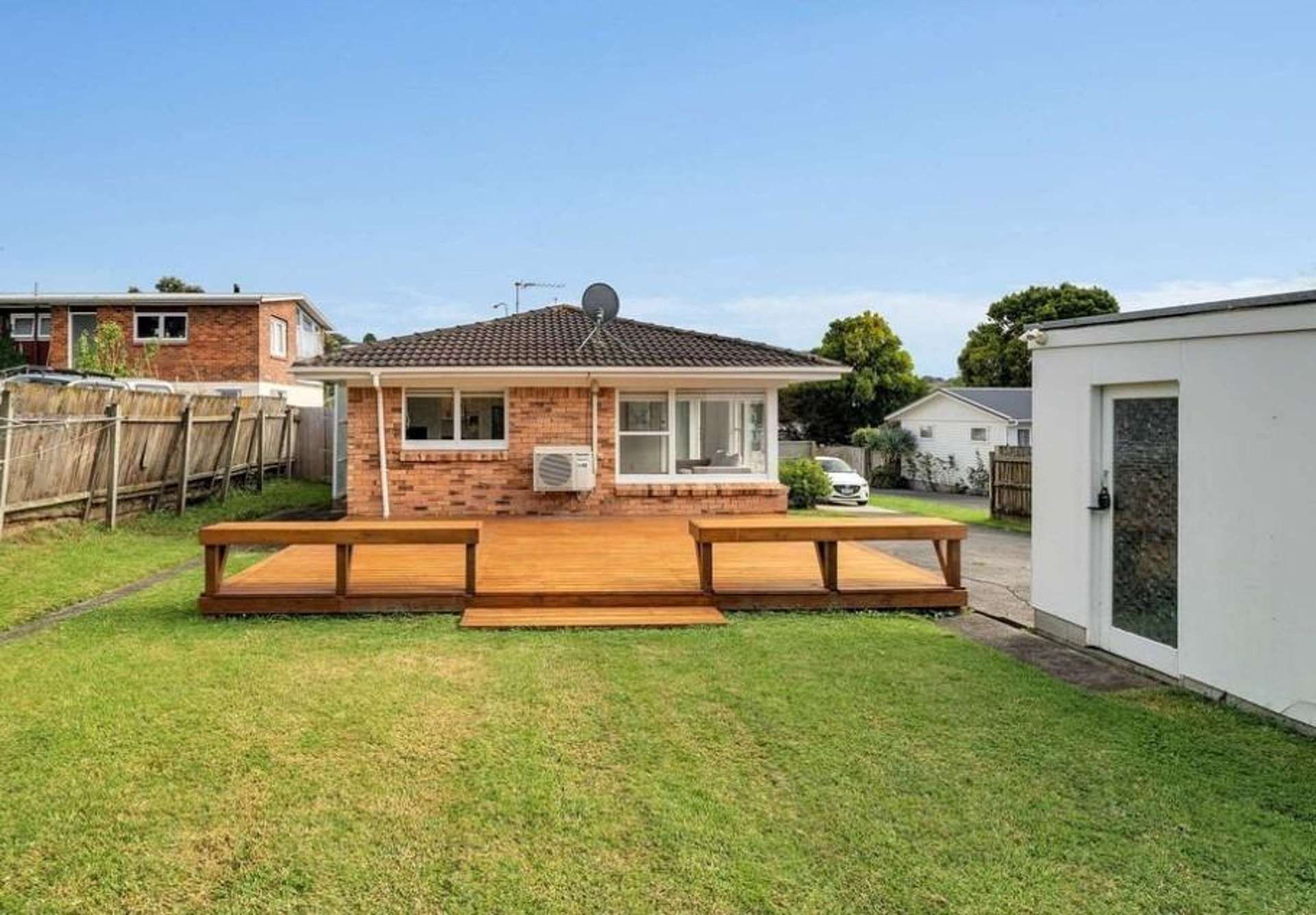 2/8 Wykeham Place 10878_0