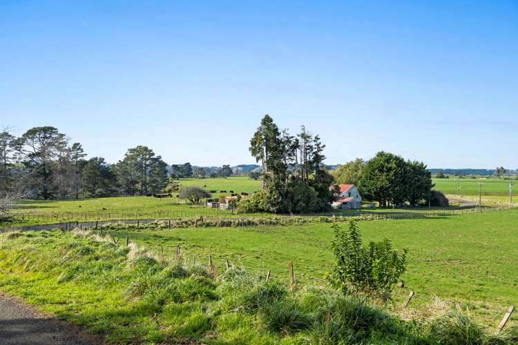 324 Block 8 Road Waitotara_16