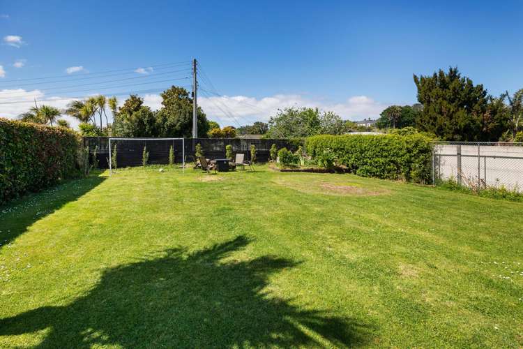 4 Caughey Place Mount Albert_14
