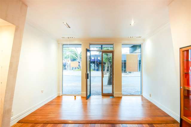 9 Hurstmere Road Takapuna_4