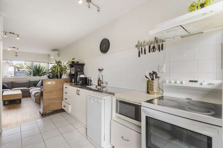 7/19 Bayside Avenue Te Atatu Peninsula_5