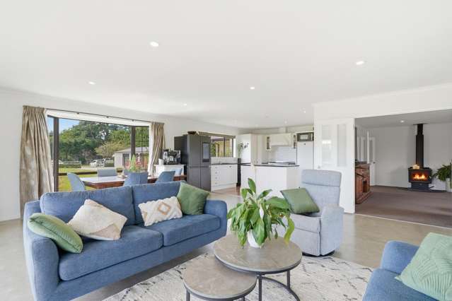 106 Davis Road Cust_4