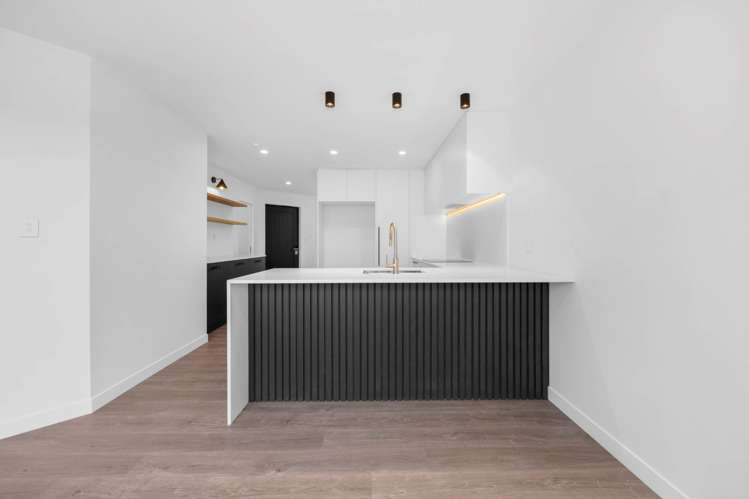 97/1,2,3,4 Cook Street Howick_61