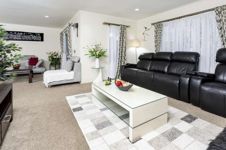 21 Crimson Park Oteha_4