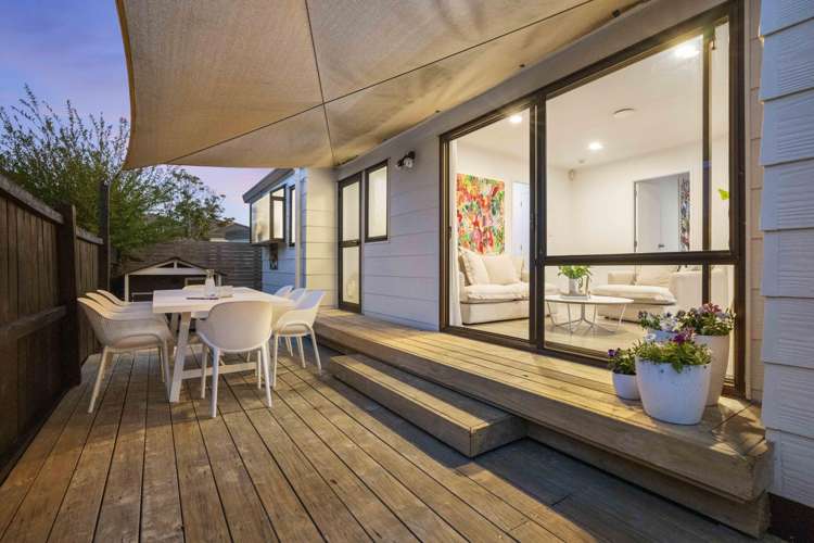 2/21 Gosford Drive Botany Downs_9