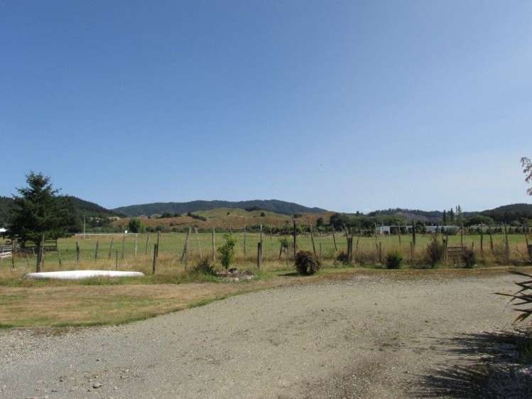 24 Conlon Street Reefton_38