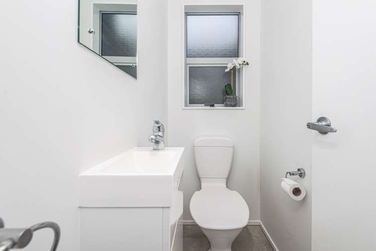 6/14 Tireti Road Titahi Bay_12