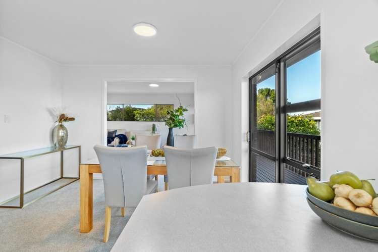 1/965 Beach Road Torbay_14