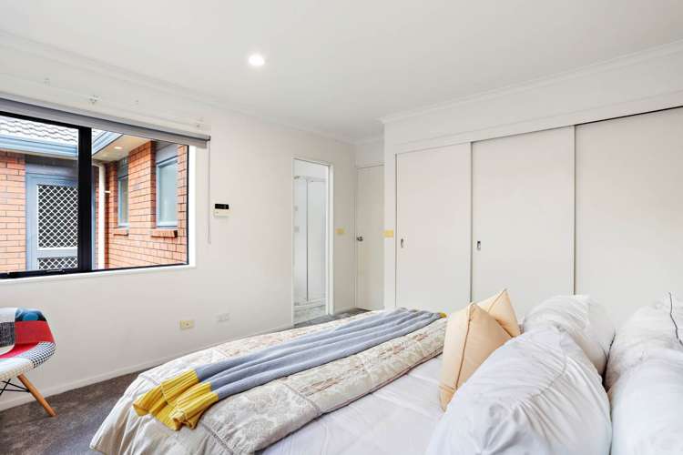 23a Memorial Avenue Mount Roskill_16