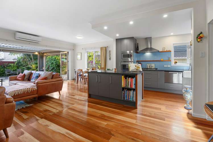 1/3 Morrow Avenue Bucklands Beach_8