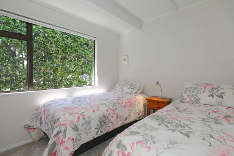 2/14 Mere Road Taupo_20