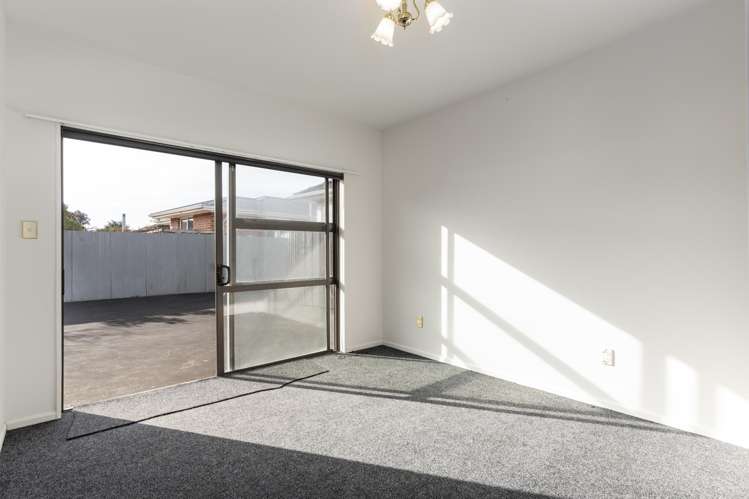 2/437 Greers Road Bishopdale_13