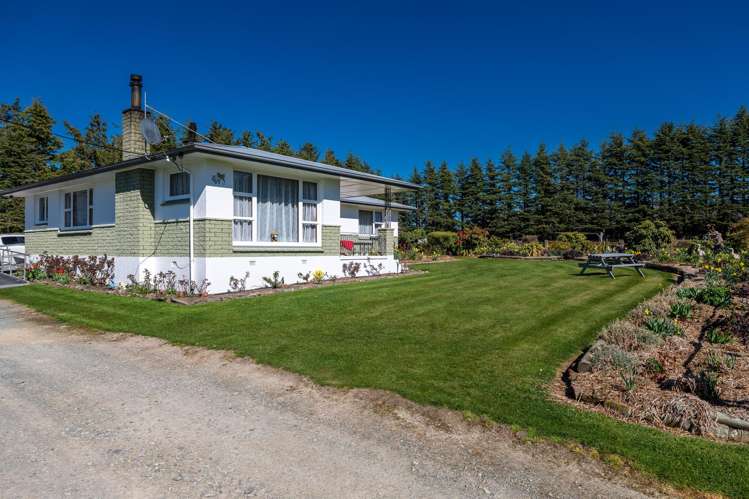 467 Waihaorunga Back Road Waimate_18