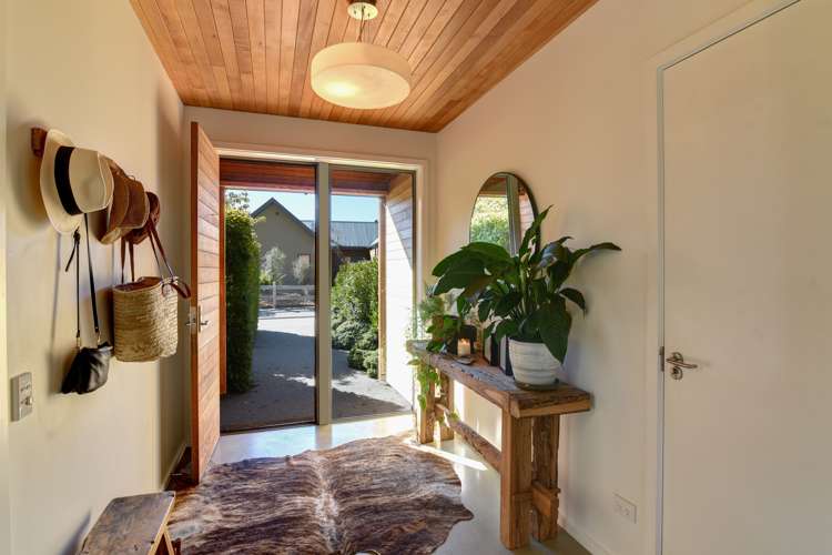 29 Mathias Terrace Arthurs Point_17