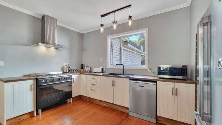 22a Lewis Road Lynmore_7