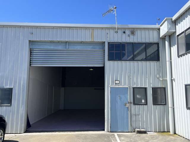 Versatile Industrial Unit with Workshop