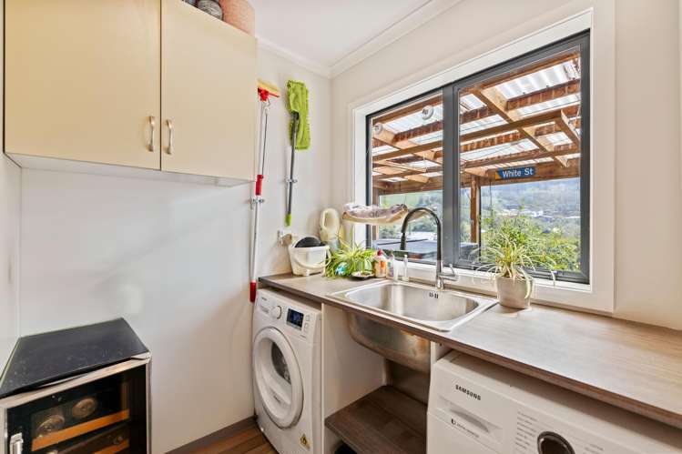 22 Delphic Street Sawyers Bay_15