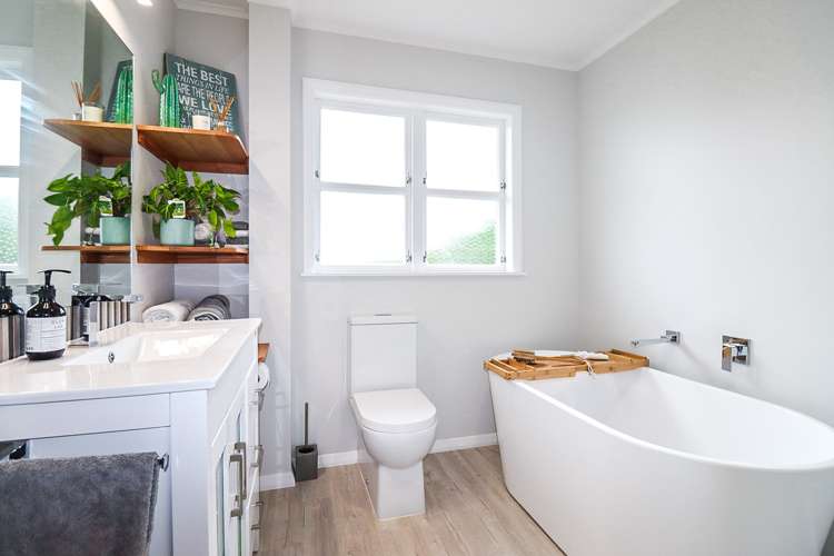 43 Guy Street Dannevirke_15