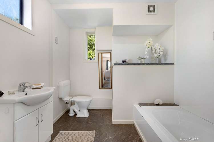 106 Mortimer Terrace Brooklyn_13