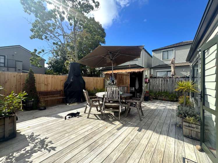 2/38 John Jennings Drive Albany_19