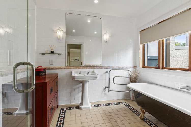 15 Omana Esplanade Maraetai_22