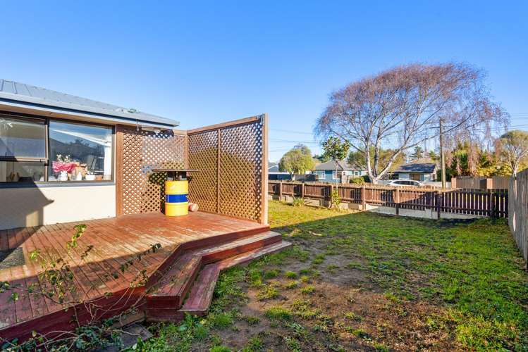 25 Pinewood Avenue North New Brighton_12