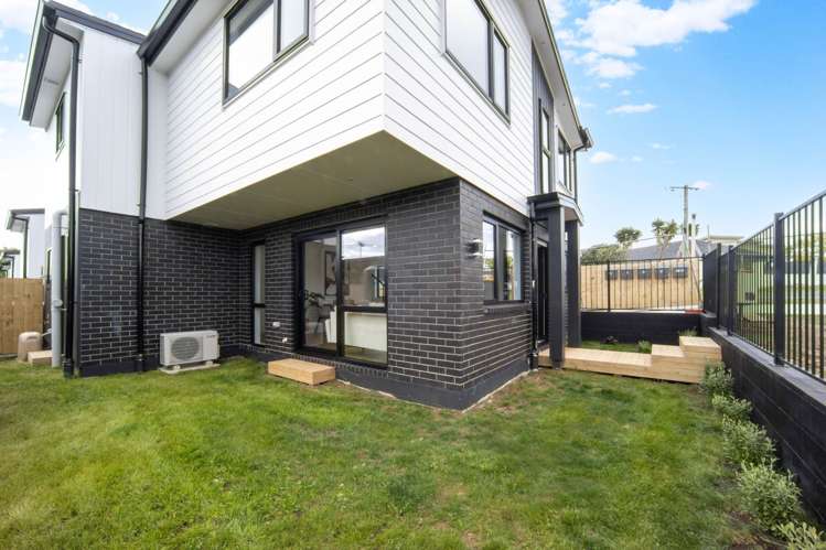 70D Golf Road New Lynn_18