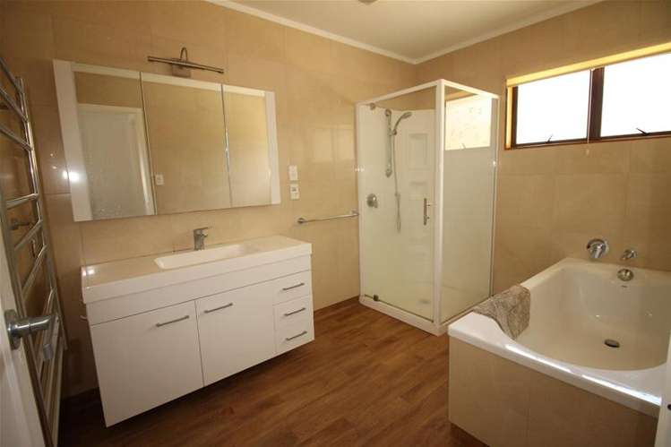 36 Murvale Drive Bucklands Beach_11