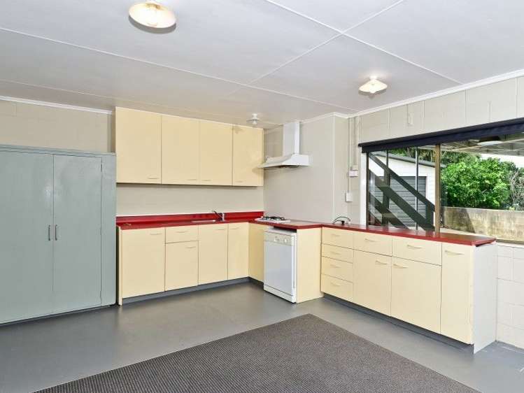 14 Joanna Place Deanwell_14