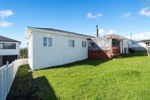 Freehold Section with Fully Renovated Home – P...