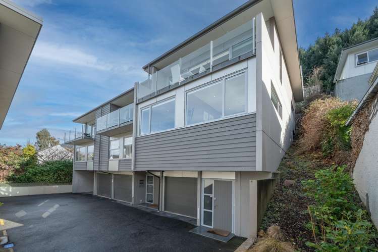 Unit 1 LakeRidge Apts, 51 Thompson Street_0