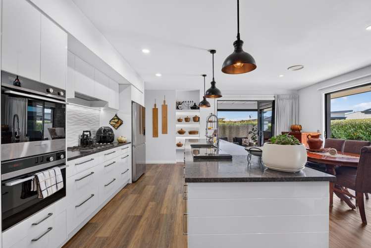 5 Ruahine Road Poraiti_11