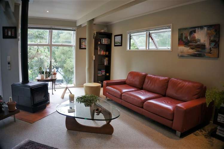 35 Valley Road Titirangi_1