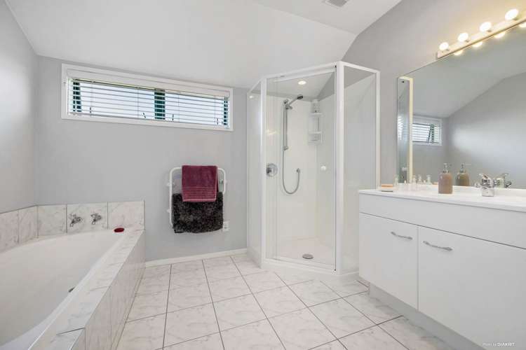 5b Olsen Avenue Hillsborough_14