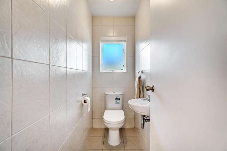 6 Vivaldi Place Mt Roskill_25