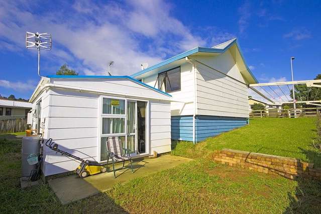 1/51 Redcrest Avenue Red Hill_1