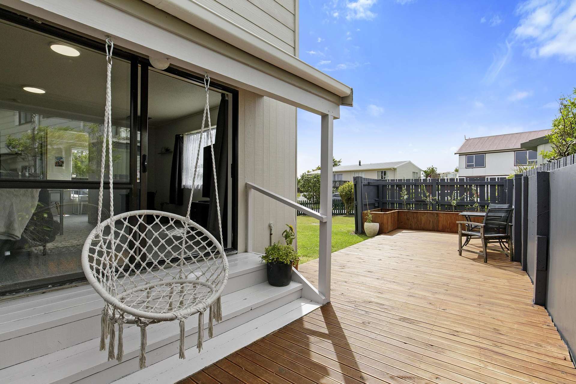 1/26 Outram Grove Kelson_0
